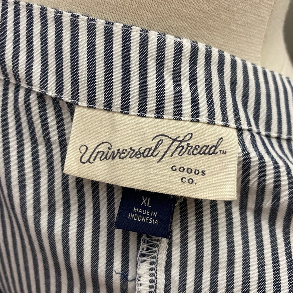 Target Blouse - Picture 3 of 3